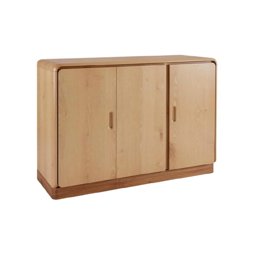 **Technische titel in het Nederlands: Moderne houten kast met drie deuren**